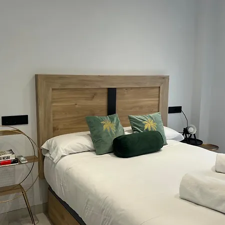 Unika Homes Nervion & Terrace Appartement